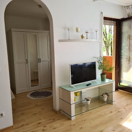 Wohnung Am Gruenen, Naehe Stadtzentrum Und Hauptbahnhof, Wlan Inklusive Fürth Dış mekan fotoğraf