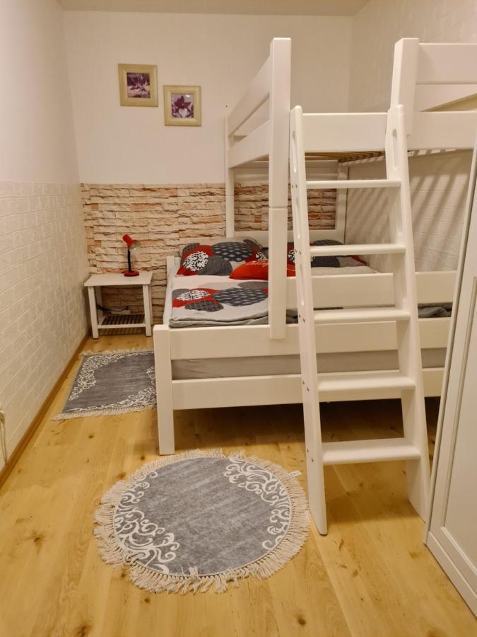 Wohnung Am Gruenen, Naehe Stadtzentrum Und Hauptbahnhof, Wlan Inklusive Fürth Dış mekan fotoğraf